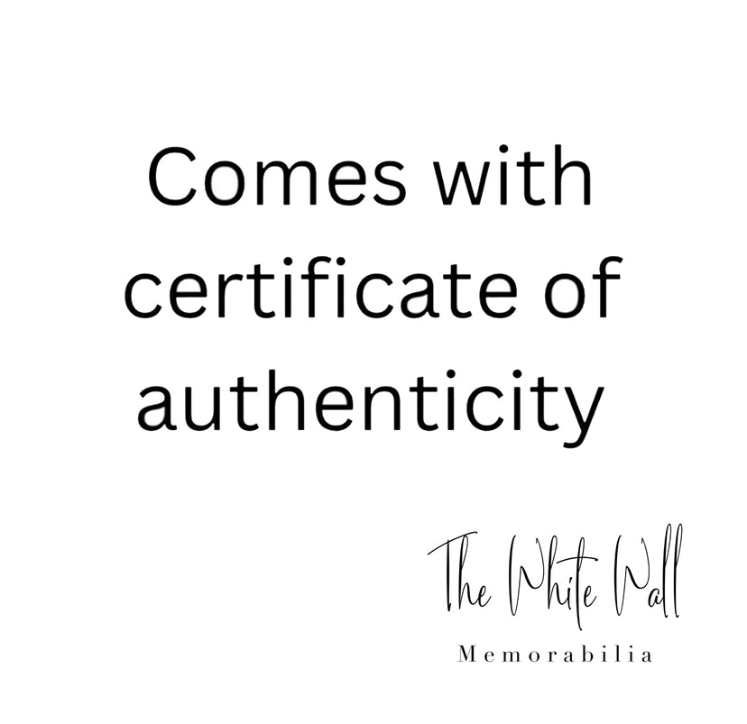 Ryan Giggs 1999 Manchester United front signed framed away shirt