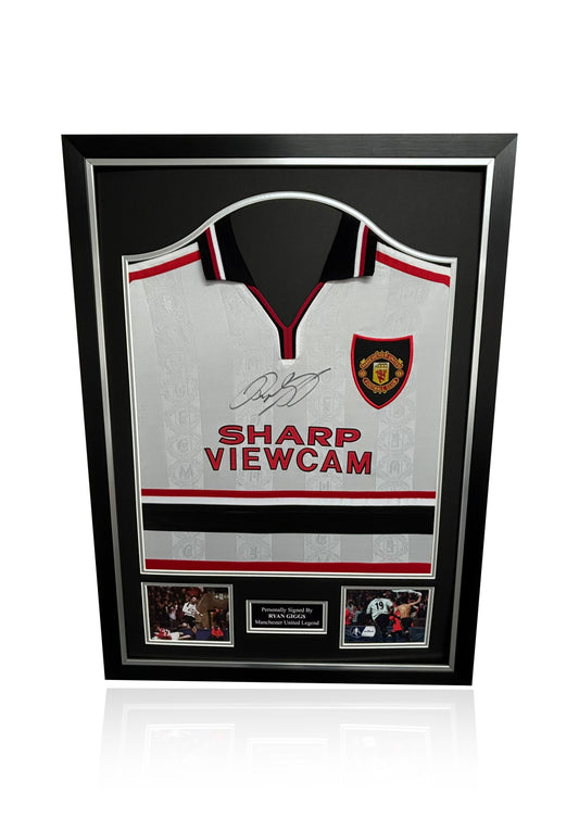 Ryan Giggs 1999 Manchester United front signed framed away shirt