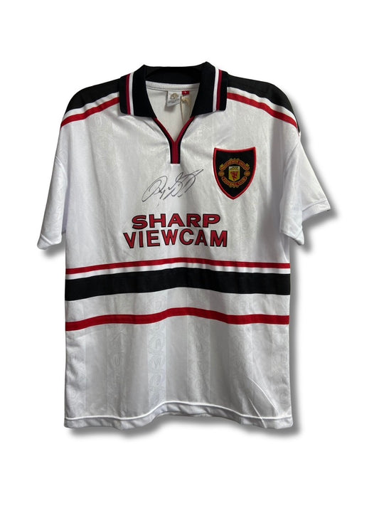 Ryan Giggs 1999 Manchester United white front signed away shirt