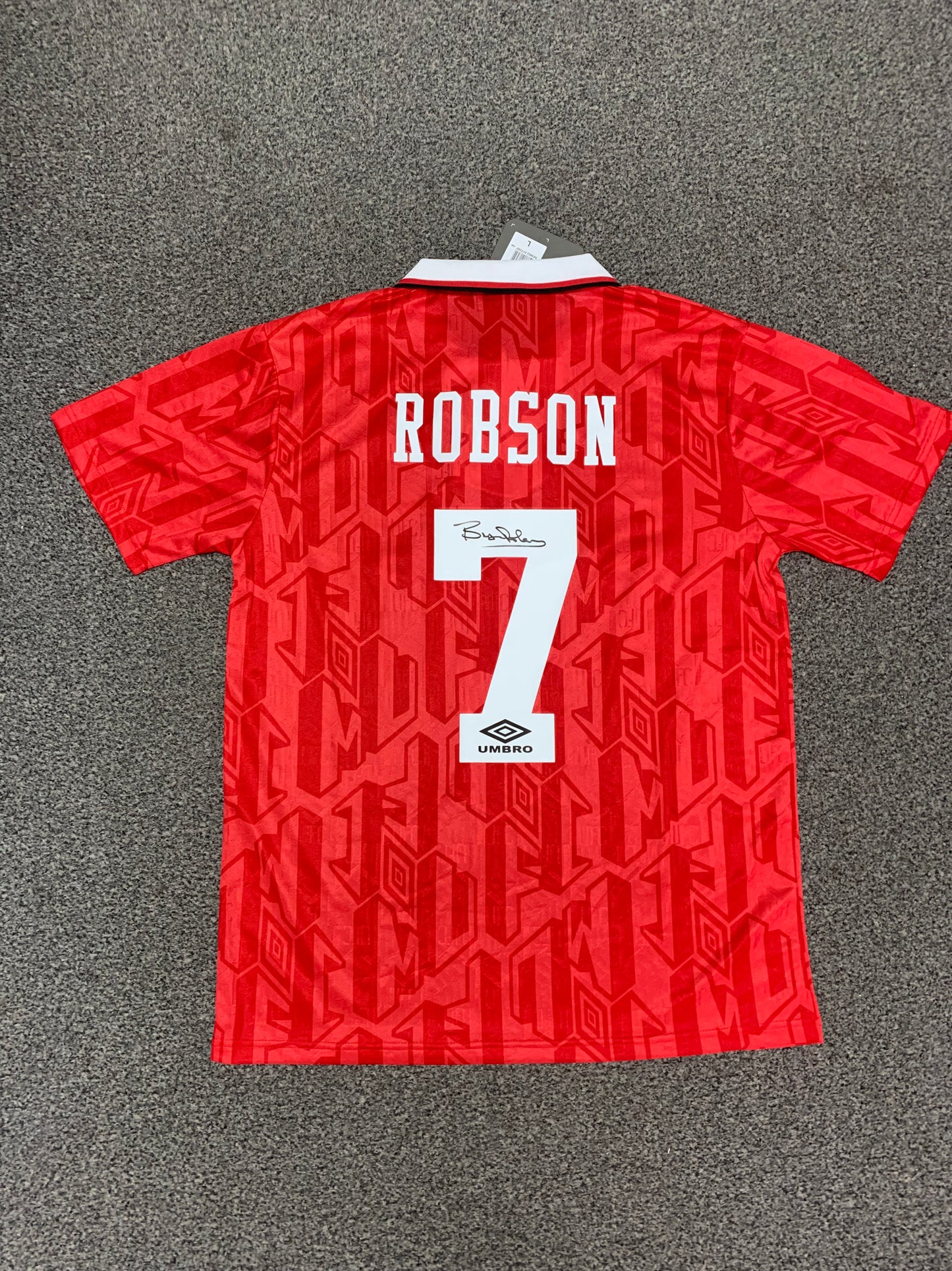 Bryan Robson hand signed 92/94  Manchester United shirt