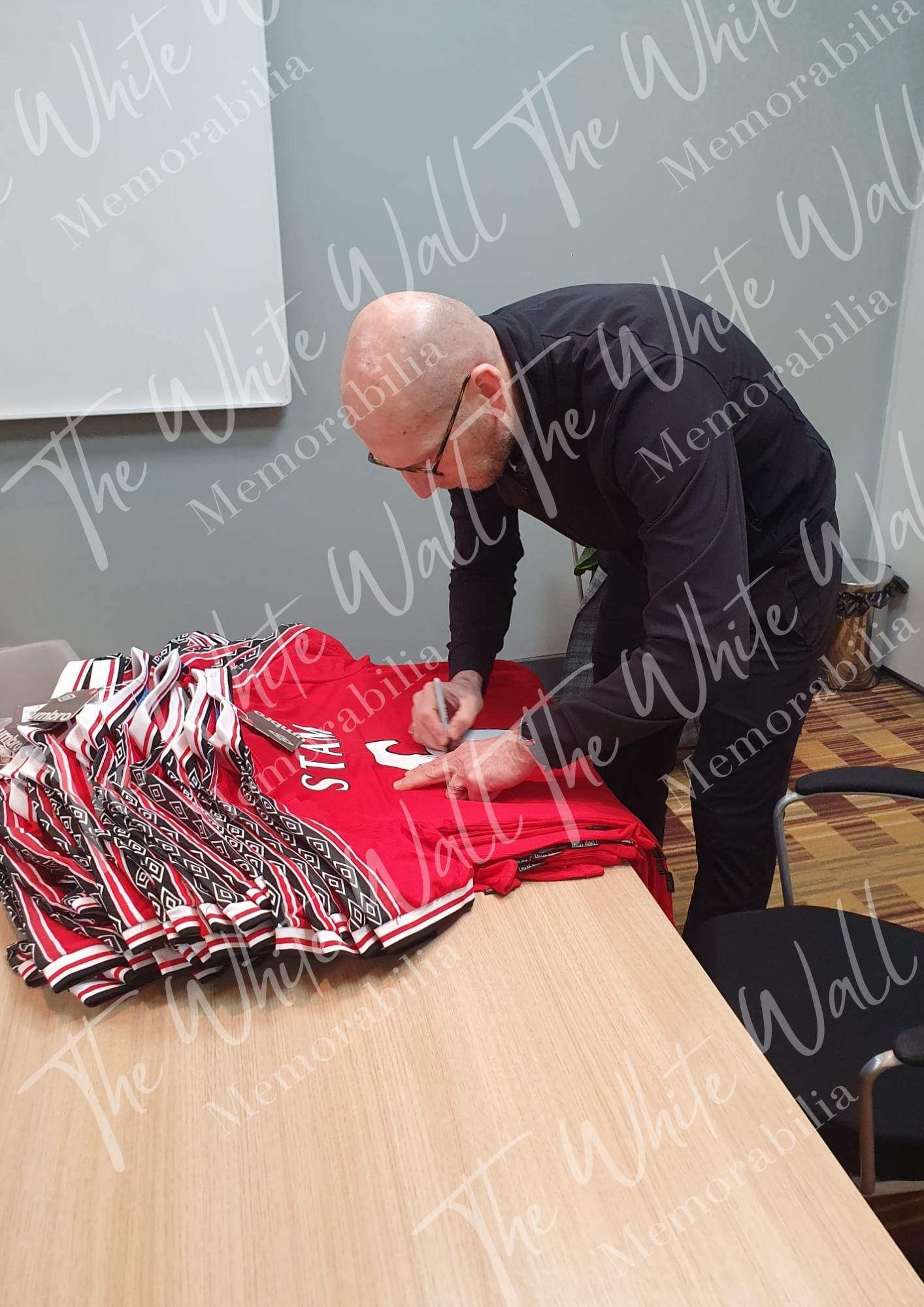 Jaap Stam Signed 1999 Manchester United red home Shirt