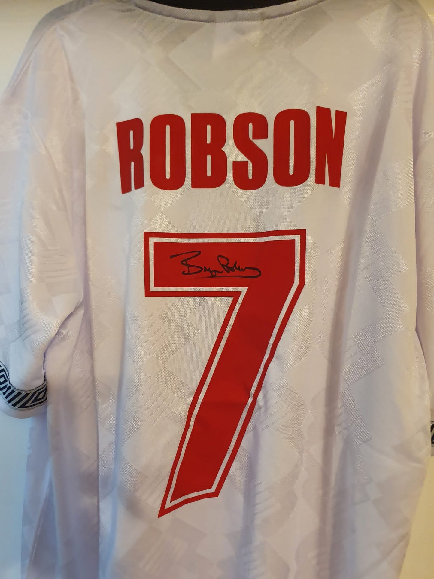 Bryan Robson Signed Manchester United Shirt