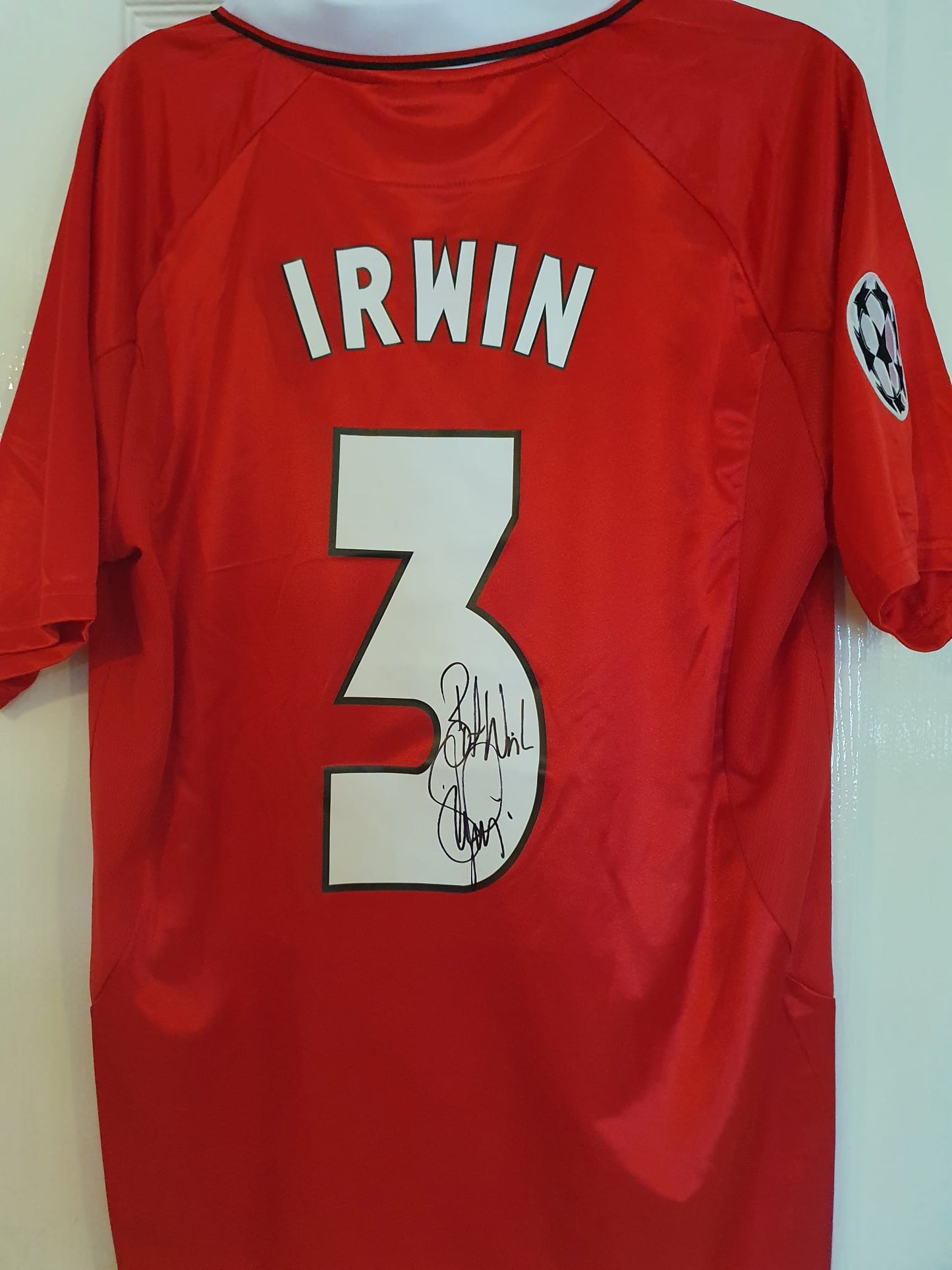 Dennis Irwin signed Manchester United shirt