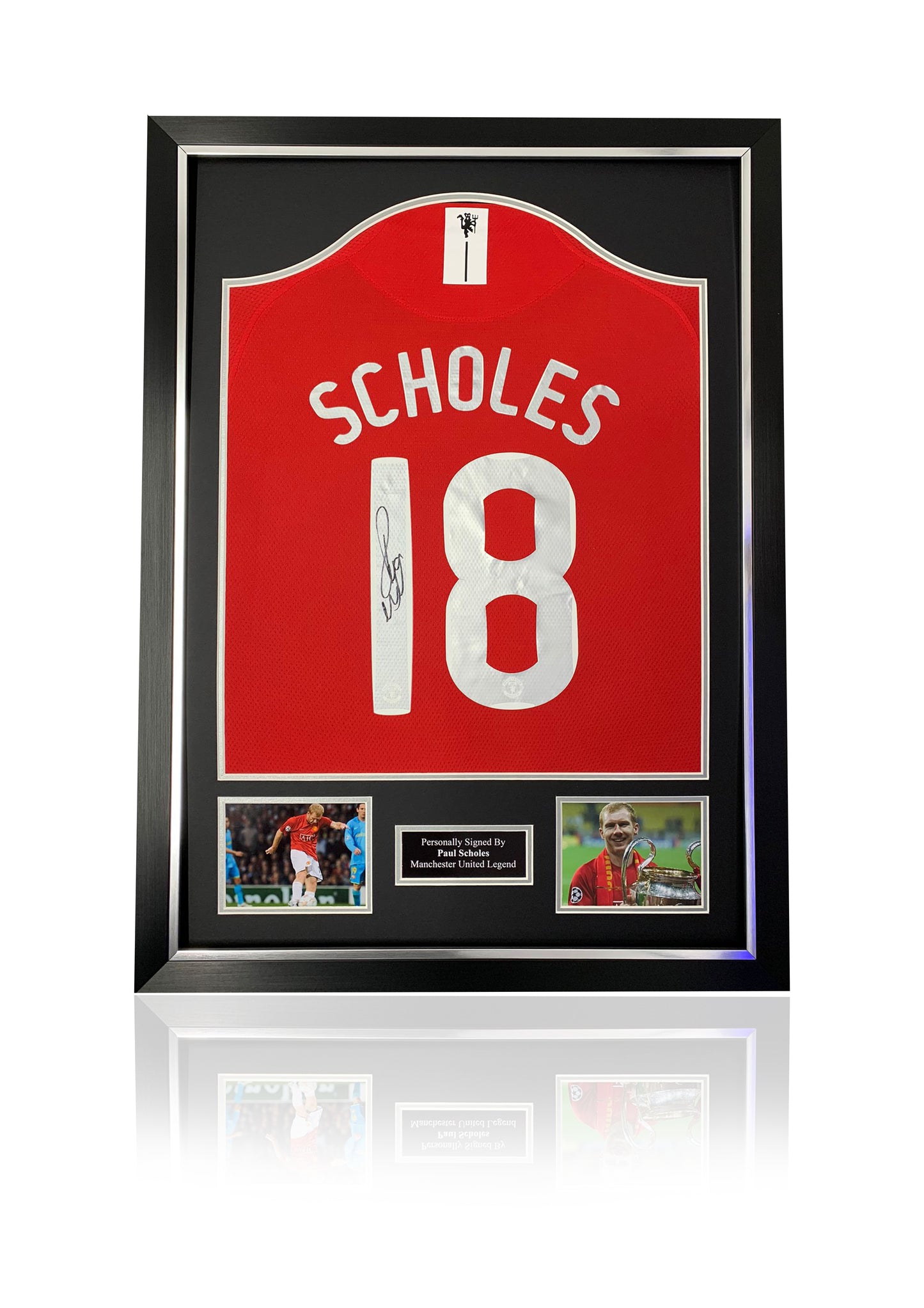 Paul Scholes signed framed 2008 Manchester United shirt